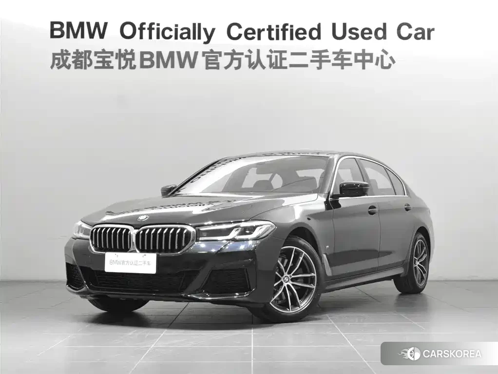 BMW 5 series 2023 Черный из Китая, фото 3