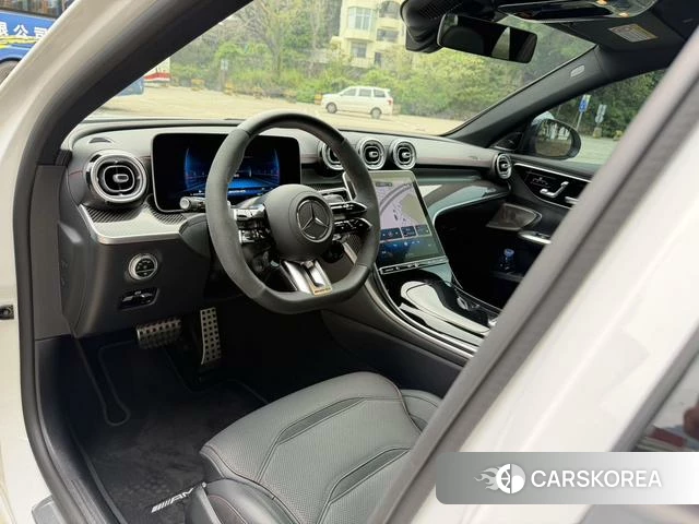 Mercedes-Benz C-class AMG 2023 Белый из Китая, фото 3