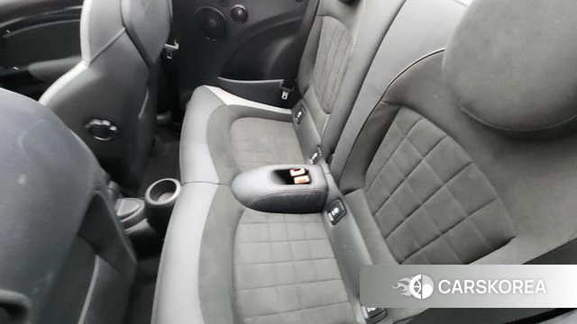 Mini Cooper S Convertible 2024 Красный из Кореи, фото 3