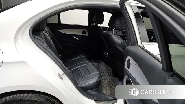 Mercedes-Benz E-Class W213 2021 Белый из Кореи, фото 3