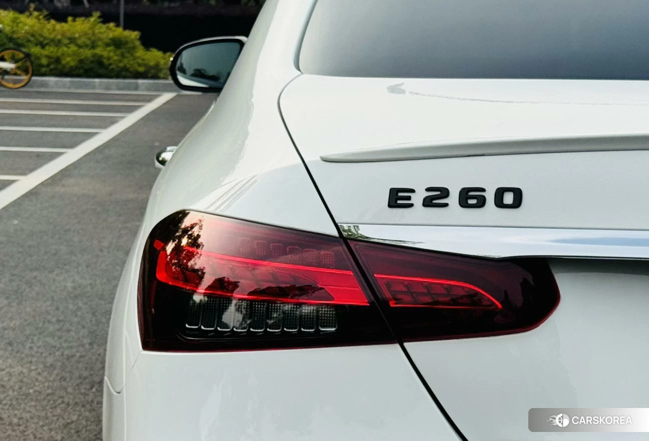 Mercedes-Benz E-class (imported) 2021 Белый из Китая, фото 3