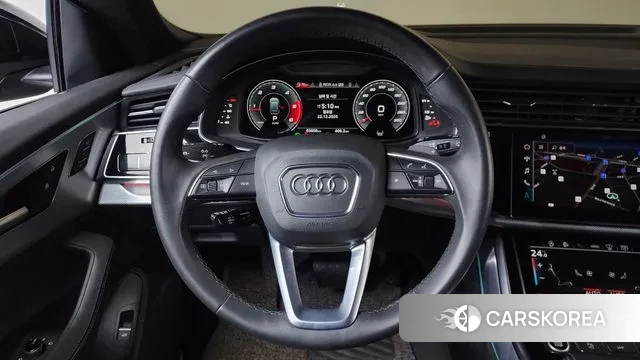 Audi Q8 (4M) 2021 Черный из Кореи, фото 3