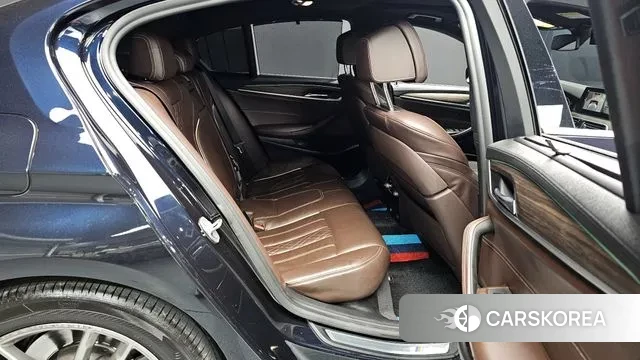 BMW 5 Series (G30) id 3552364 из Кореи 3