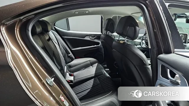 Genesis G70 2018 Коричневый из Кореи, фото 3