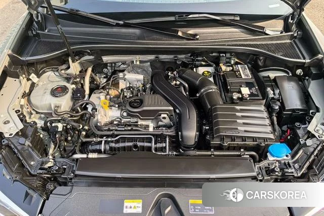 Audi Q3 2023 Темно-серый из Китая, фото 3
