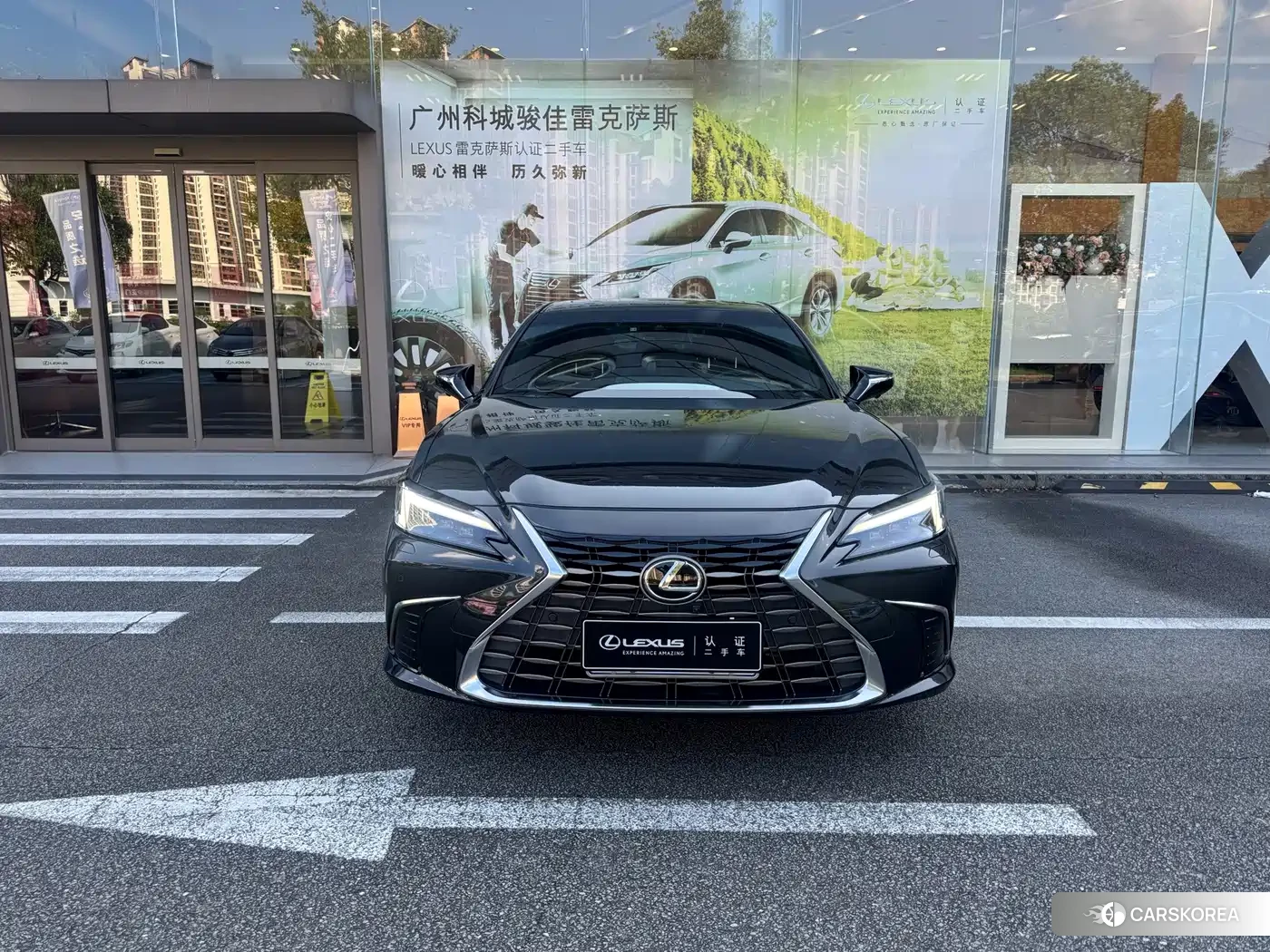 Lexus ES 2025 Черный из Китая, фото 4
