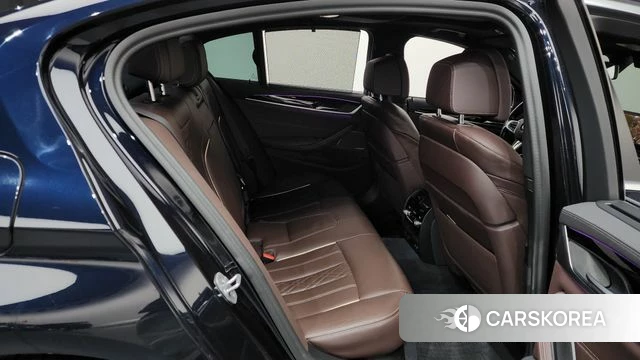 BMW 5 Series (G30) 2022 Черный из Кореи, фото 3