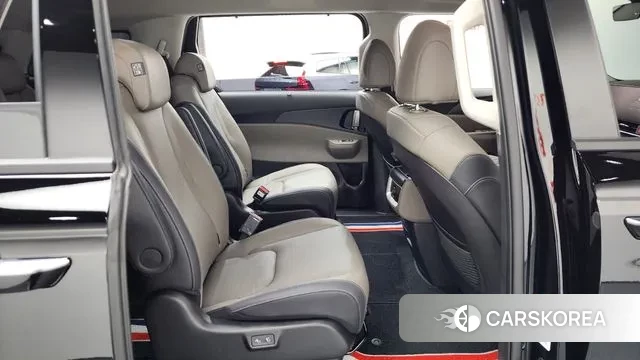 Kia The New Carnival 4th Generation 2025 Черный из Кореи, фото 3