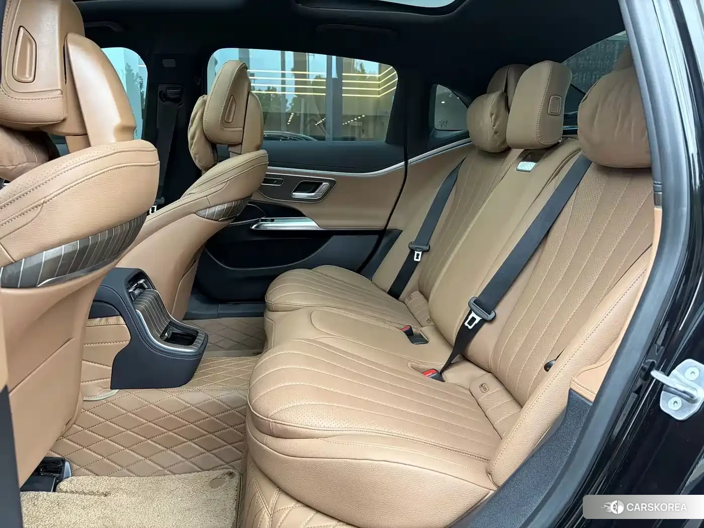 Mercedes-Benz E-Class 2024 Черный из Китая, фото 3