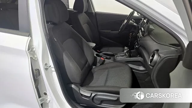 Hyundai The New Kona 2021 Белый из Кореи, фото 3