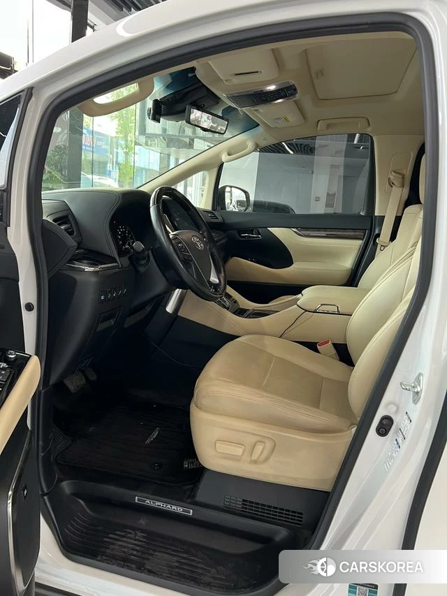 Toyota Elfa 2021 Белый из Китая, фото 3