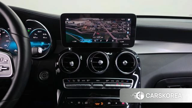 Mercedes-Benz GLC-Class X253 2021 Белый из Кореи, фото 3