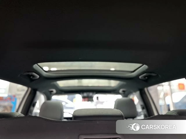 Mercedes-Benz GLB 2024 Белый из Китая, фото 3