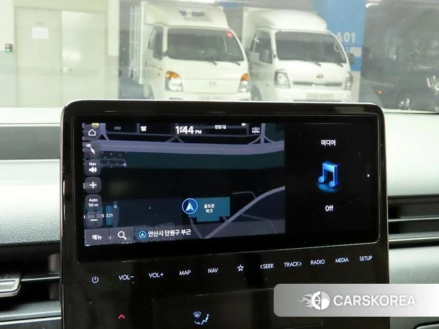 Hyundai Staria 2022 Серебряный из Кореи, фото 3