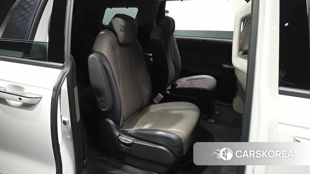 Kia The New Carnival 4th Generation 2024 Белый из Кореи, фото 3