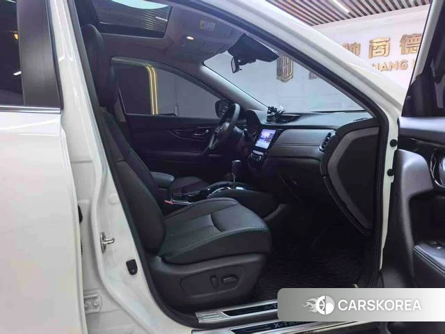 Nissan Qijun 2023 Белый из Китая, фото 3