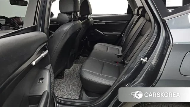 Kia Seltos 2021 Серый из Кореи, фото 3