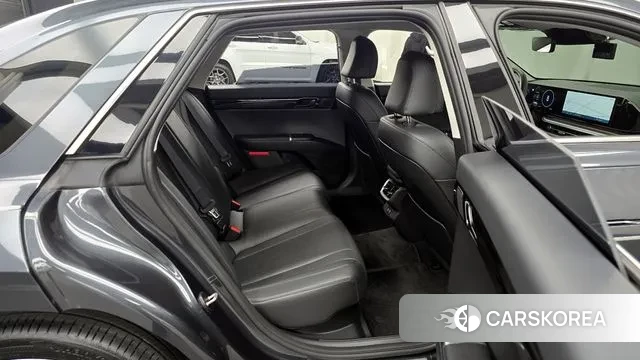 Hyundai Grandeur Hybrid (GN7) 2023 Серый из Кореи, фото 3