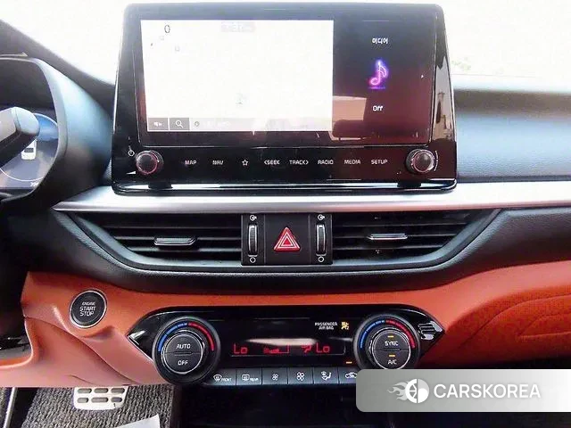 Kia The New K3 2nd generation 2023 Белый из Кореи, фото 3