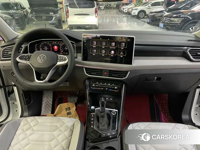 Volkswagen Tanyue 2023 Белый из Китая, фото 3