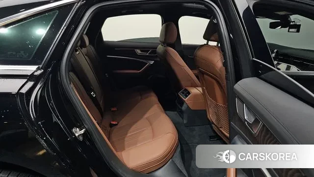 Audi A6 (C8) 2021 Черный из Кореи, фото 3