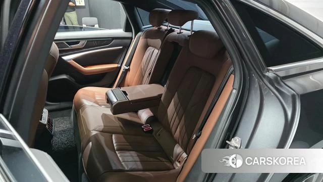 Audi A6 (C8) 2021 Серый из Кореи, фото 3