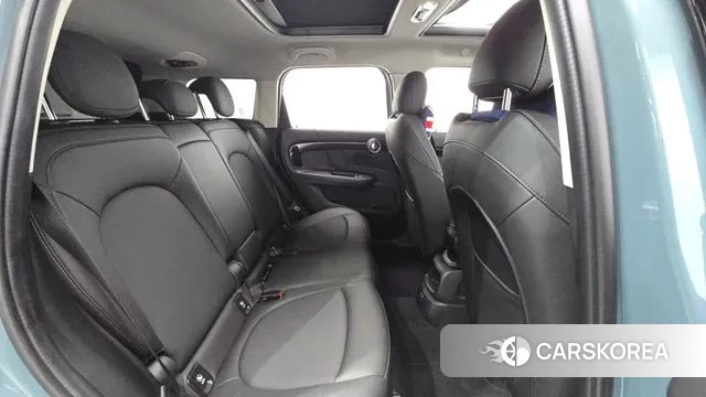 Mini Cooper Countryman 2021 Цвет галактики из Кореи, фото 3