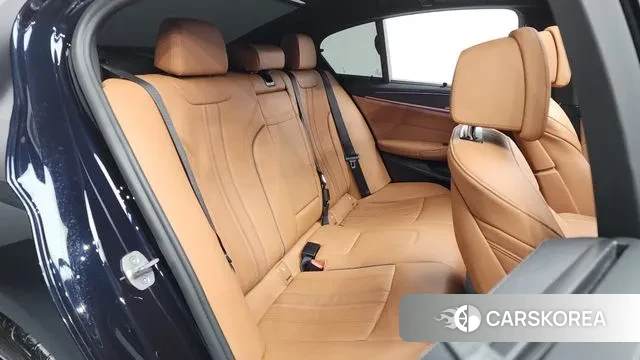 BMW 5 Series (G30) 2022 Черный из Кореи, фото 3