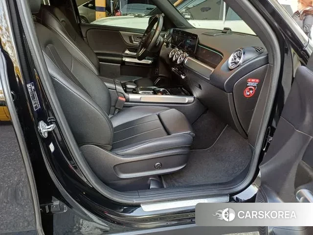 Mercedes-Benz GLB-Class X247 2021 Черный из Кореи, фото 3