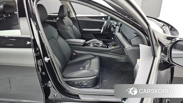 Kia The New K5 Hybrid 3rd generation 2024 Черный из Кореи, фото 3