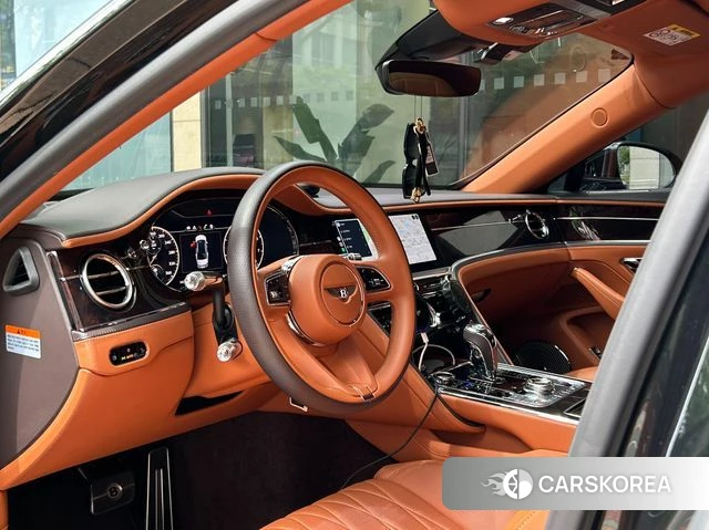 Bentley Flying Spur 3rd Generation 2021 Черный из Кореи, фото 3