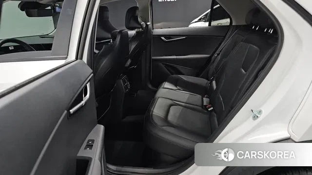 Kia Di Ol Nu Niro 2022 Белый из Кореи, фото 3