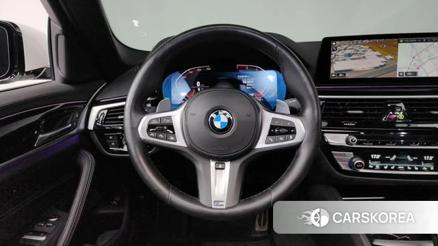 BMW 5 Series (G30) 2020 Белый из Кореи, фото 3