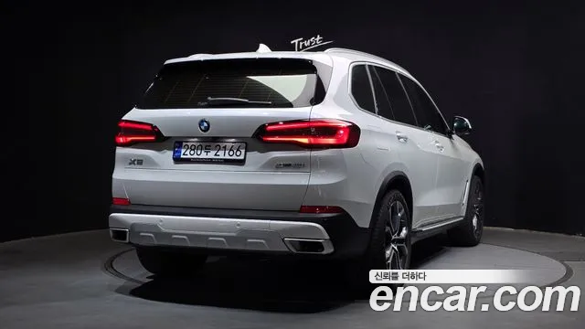 BMW X5 (G05) 2023 Белый из Кореи, фото 3