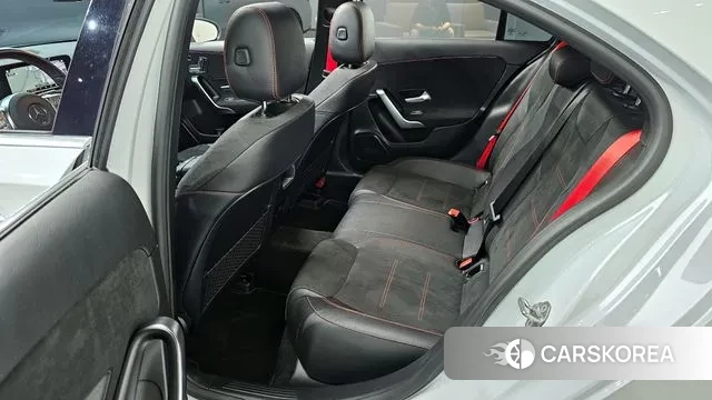 Mercedes-Benz A-Class W177 2021 Белый из Кореи, фото 3