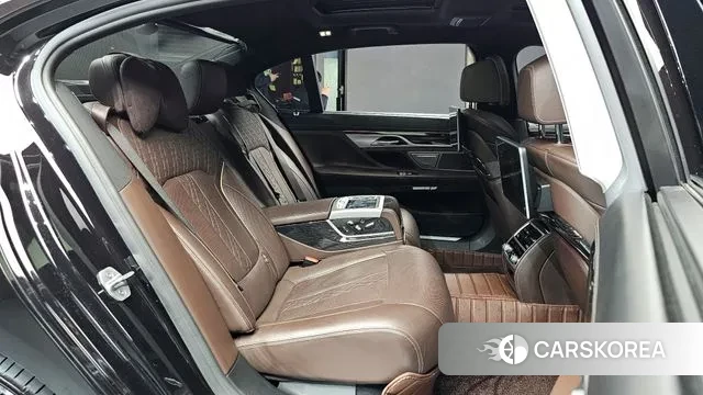 BMW 7 Series (G11) 2018 Черный из Кореи, фото 3