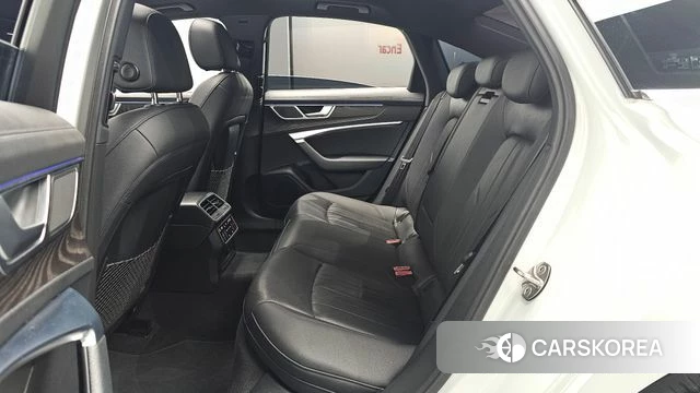 Audi A6 (C8) 2021 Белый из Кореи, фото 3
