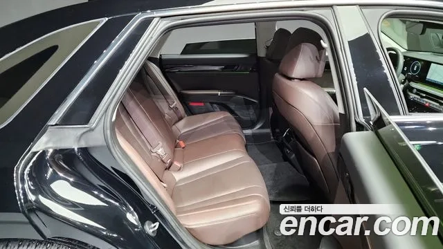 Hyundai Grandeur Hybrid (GN7) 2023 Черный из Кореи, фото 3