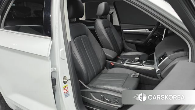 Audi Q5 (FY) 2020 Белый из Кореи, фото 3