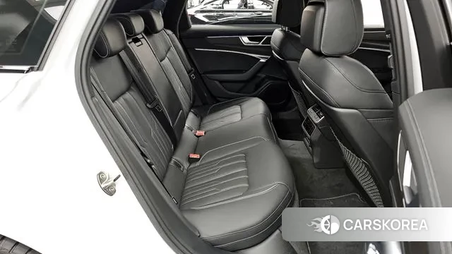 Audi A6 (C8) 2025 Белый из Кореи, фото 3