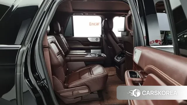 Lincoln Navigator 4th generation 2020 Черный из Кореи, фото 3