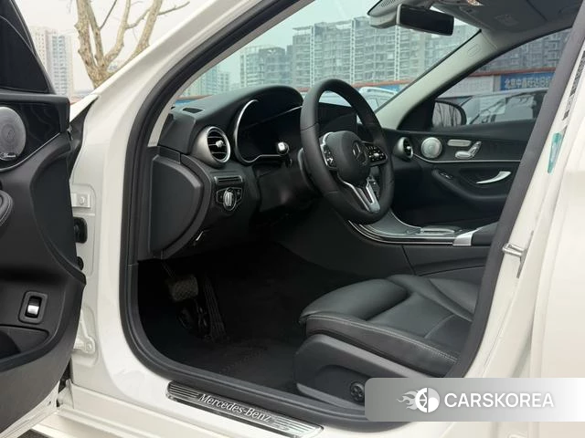 Mercedes-Benz Class C (imported) 2021 Белый из Китая, фото 3