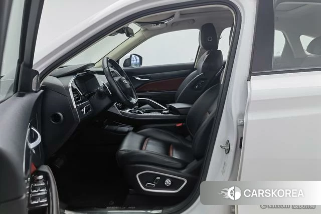 Geely Automobile Xingyue 2020 Белый из Китая, фото 3