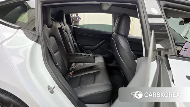 Tesla Model 3 2022 Белый из Кореи, фото 3