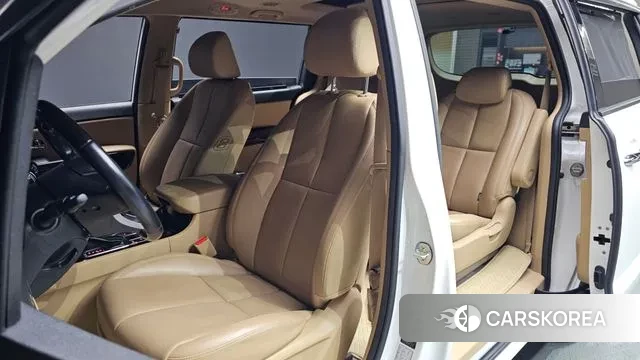 Kia The New Carnival 2018 Белый из Кореи, фото 3