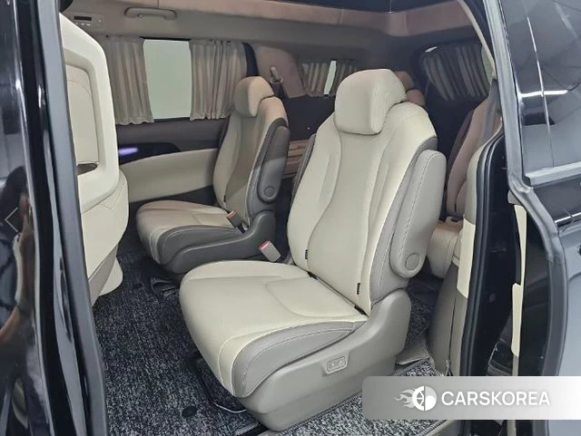 Kia Carnival 4th generation 2023 Черный из Кореи, фото 3