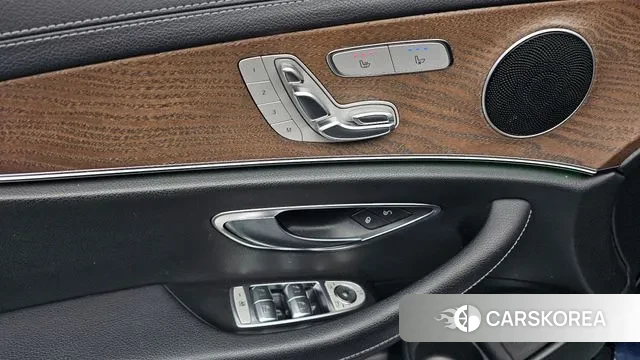 Mercedes-Benz E-Class W213 2022 Синий из Кореи, фото 3