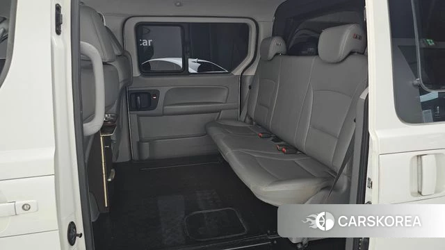 Hyundai The New Grand Starex 2018 Белый из Кореи, фото 3