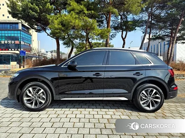 Audi Q5 (FY) 2023 Черный из Кореи, фото 3
