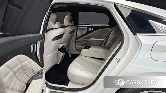 Kia K8 2023 Белый из Кореи, фото 3